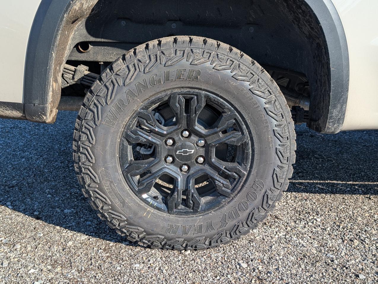 2026 Chevrolet Silverado 1500 ZR2 Photo