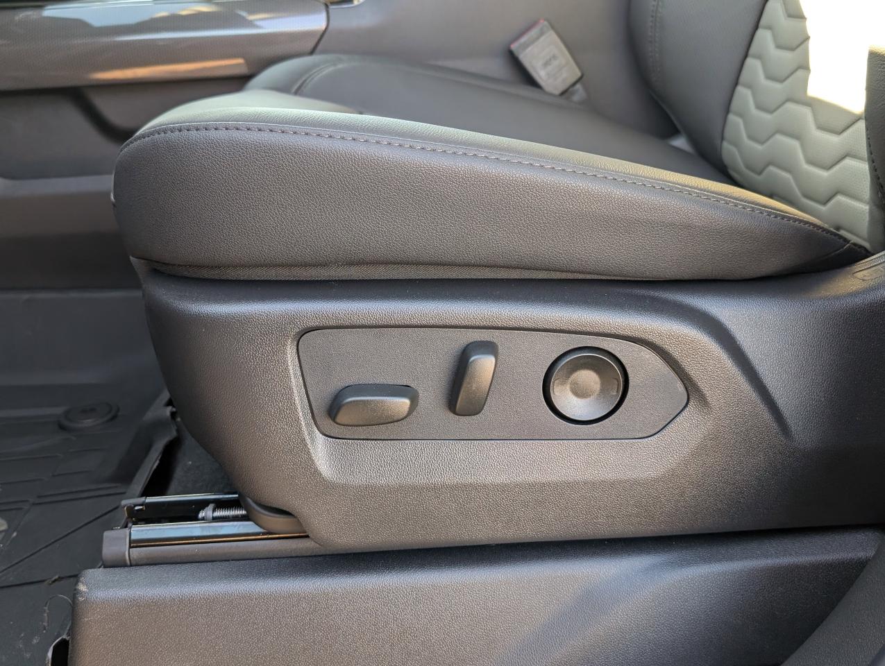 2026 Chevrolet Silverado 1500 ZR2 Photo