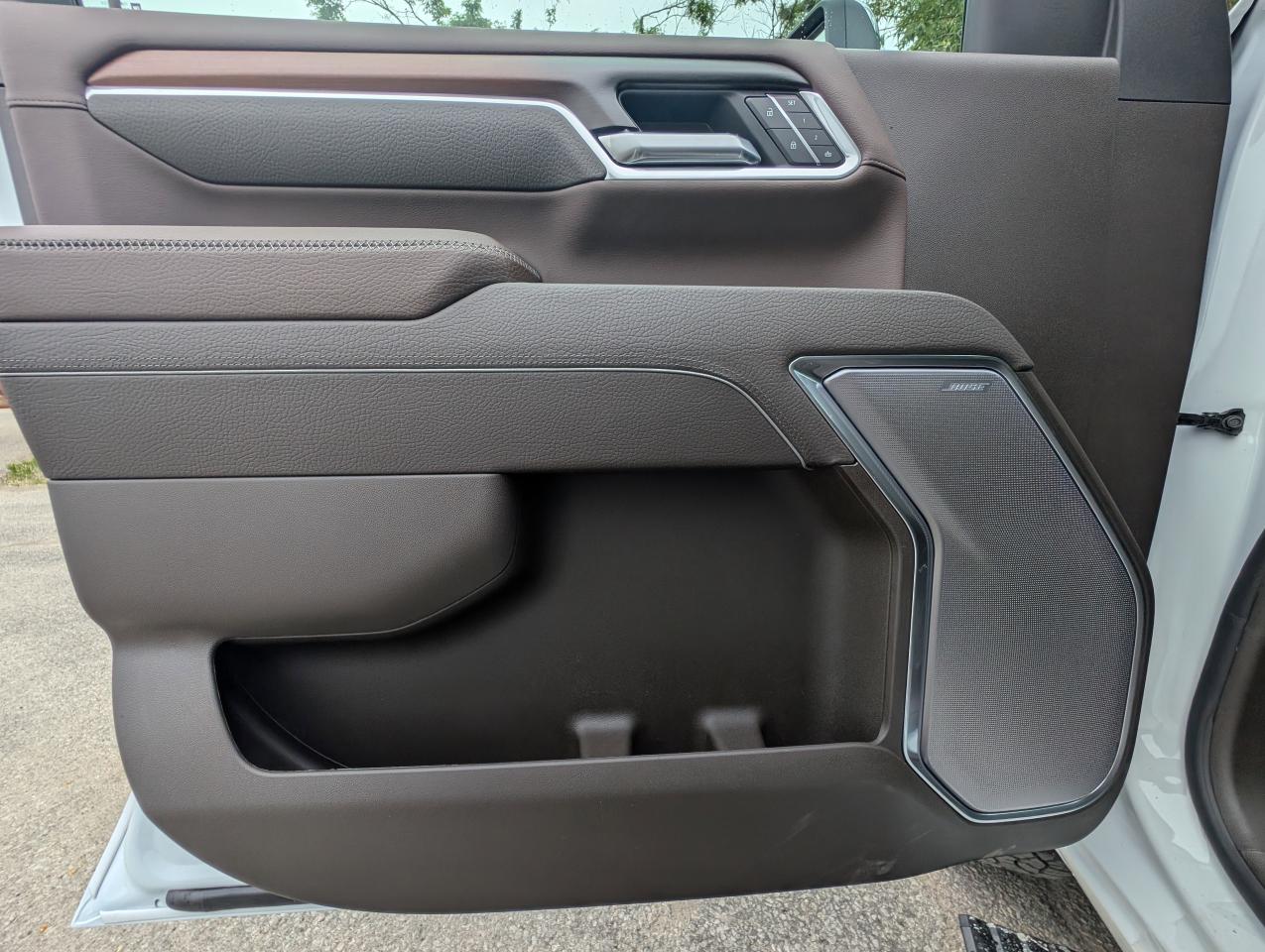 2025 GMC SIERRA 2500HD DENALI Photo