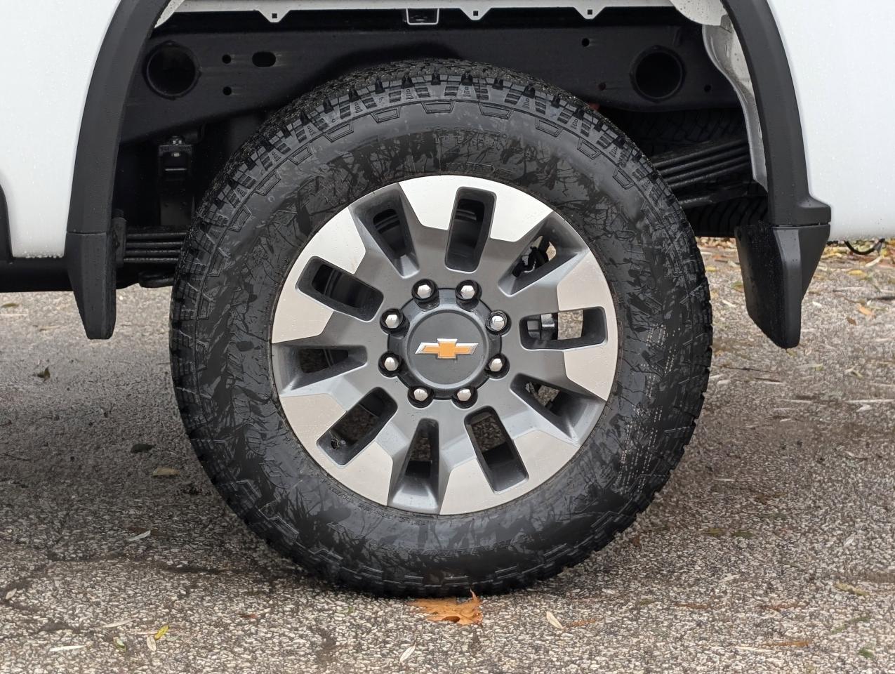 2026 Chevrolet SILVERADO 2500HD Custom Photo