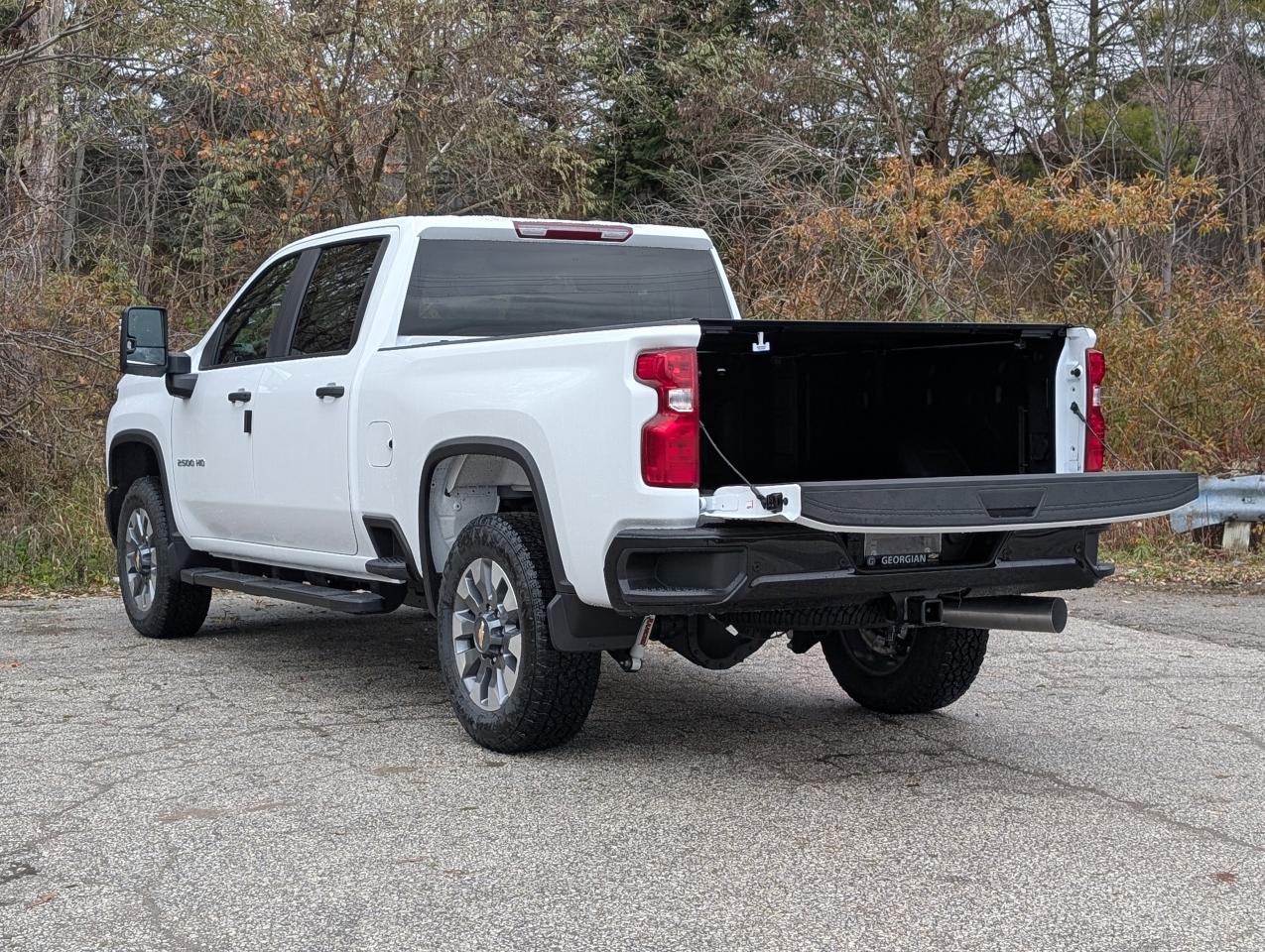 2026 Chevrolet SILVERADO 2500HD Custom Photo