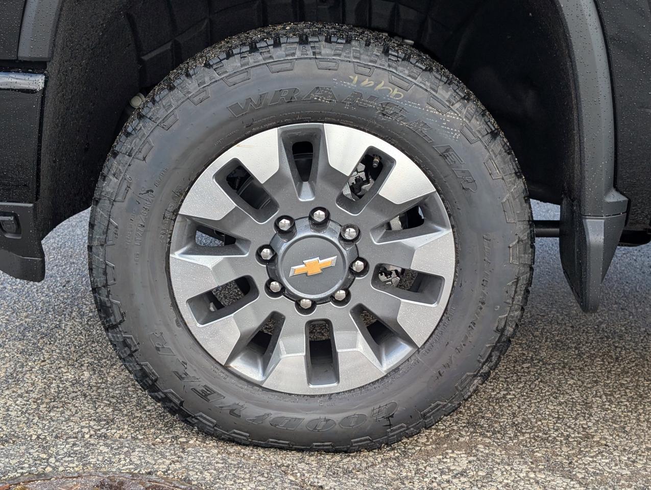 2026 Chevrolet SILVERADO 2500HD Custom Photo