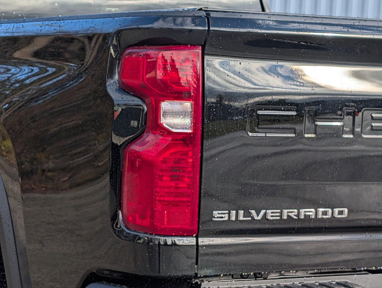 2026 Chevrolet SILVERADO 2500HD Custom Photo