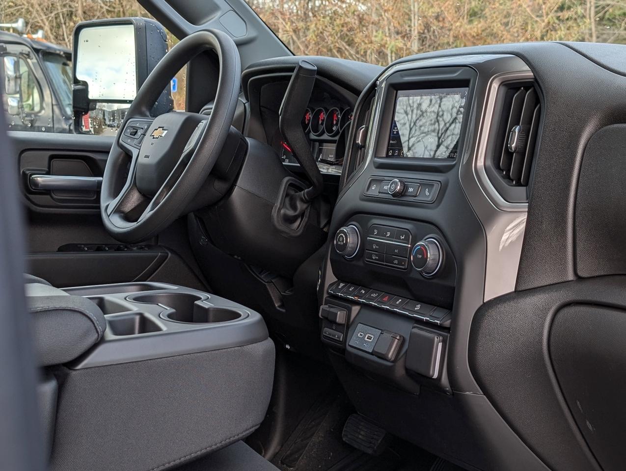 2026 Chevrolet SILVERADO 2500HD Custom Photo