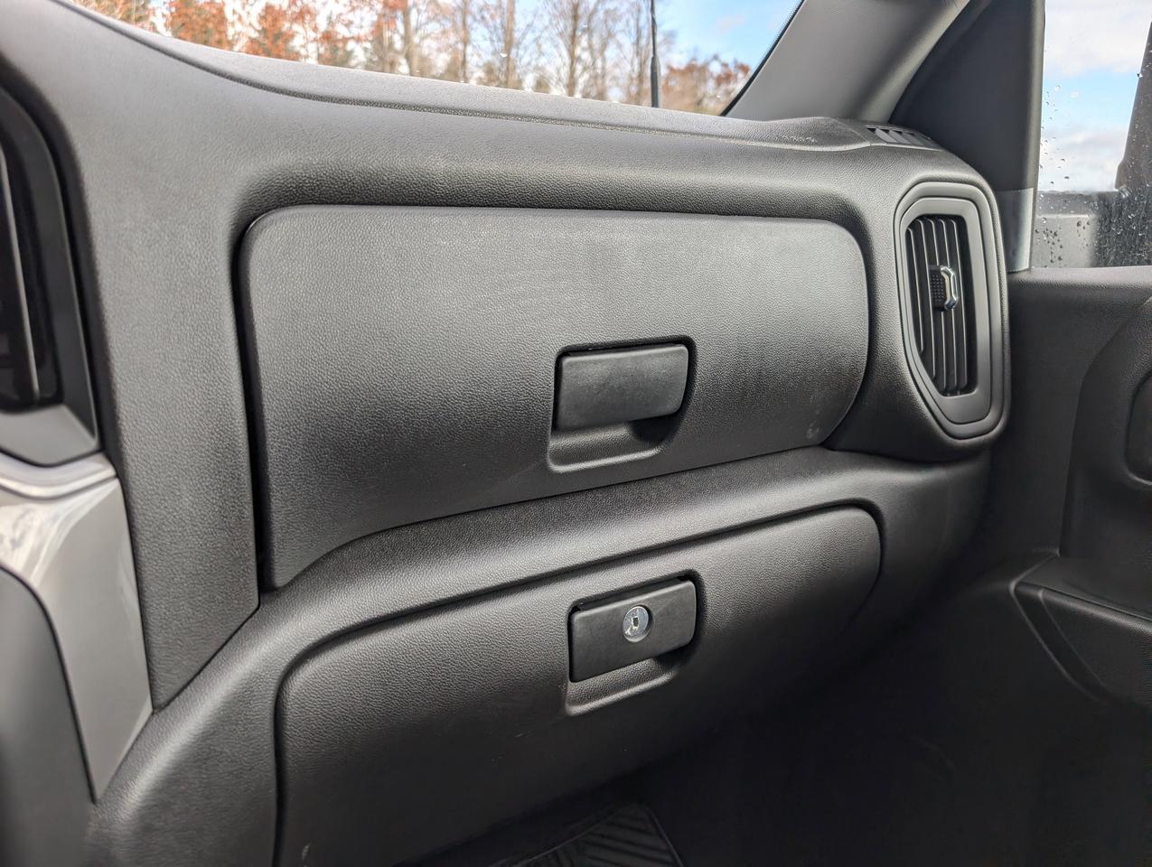 2026 Chevrolet SILVERADO 2500HD Custom Photo