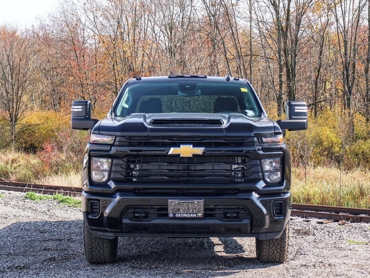2026 Chevrolet SILVERADO 2500HD Custom Photo