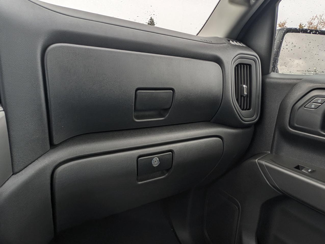 2026 Chevrolet Silverado 1500 Custom Trail Boss Photo