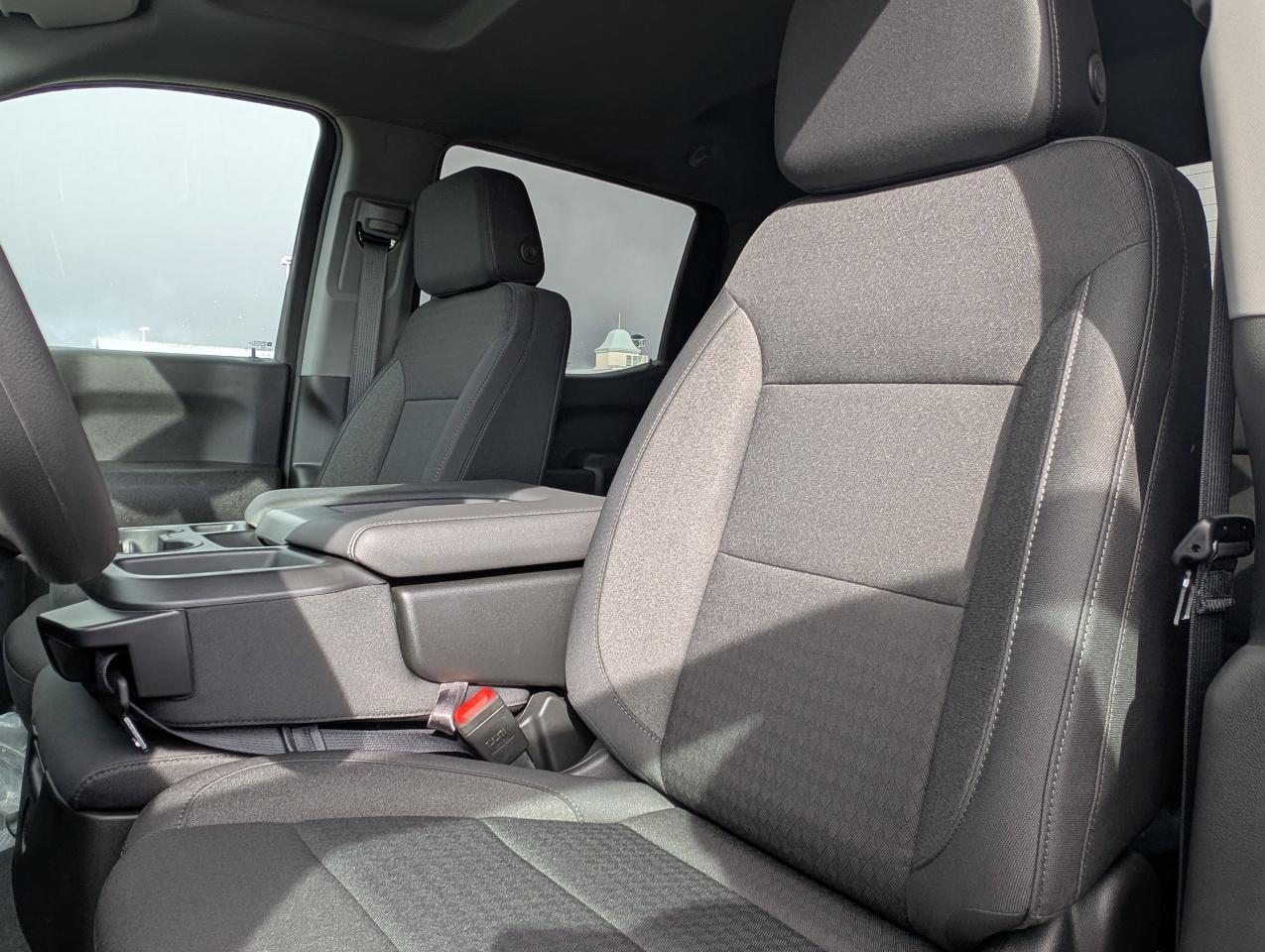 2026 Chevrolet Silverado 1500 Custom Trail Boss Photo