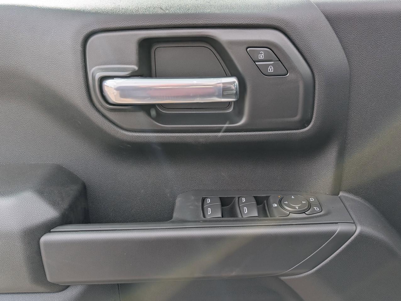 2026 Chevrolet Silverado 1500 Custom Trail Boss Photo