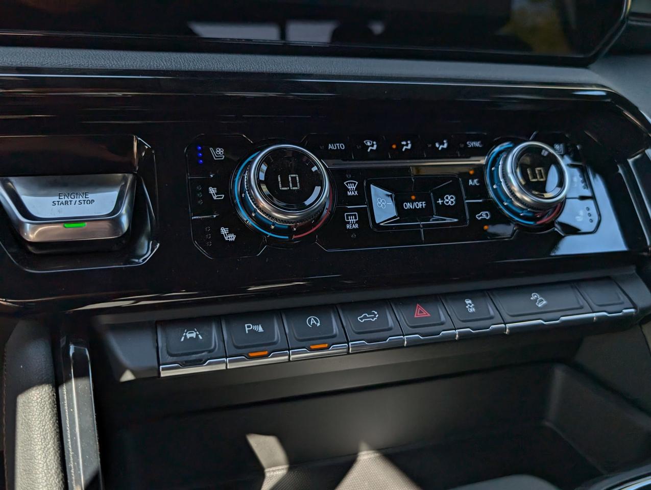 2026 GMC Sierra 1500 AT4 Photo