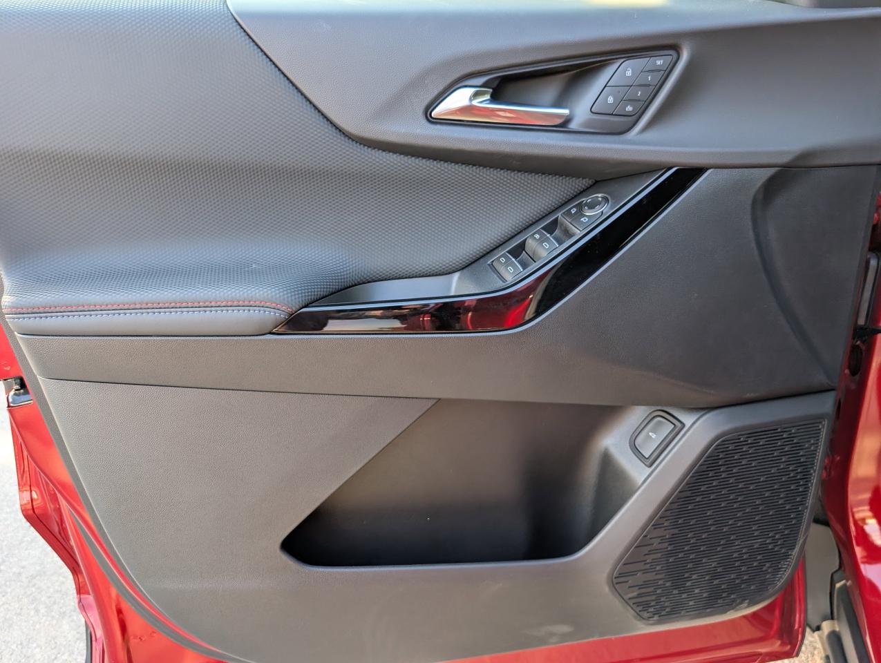 2026 Chevrolet Equinox AWD RS Photo