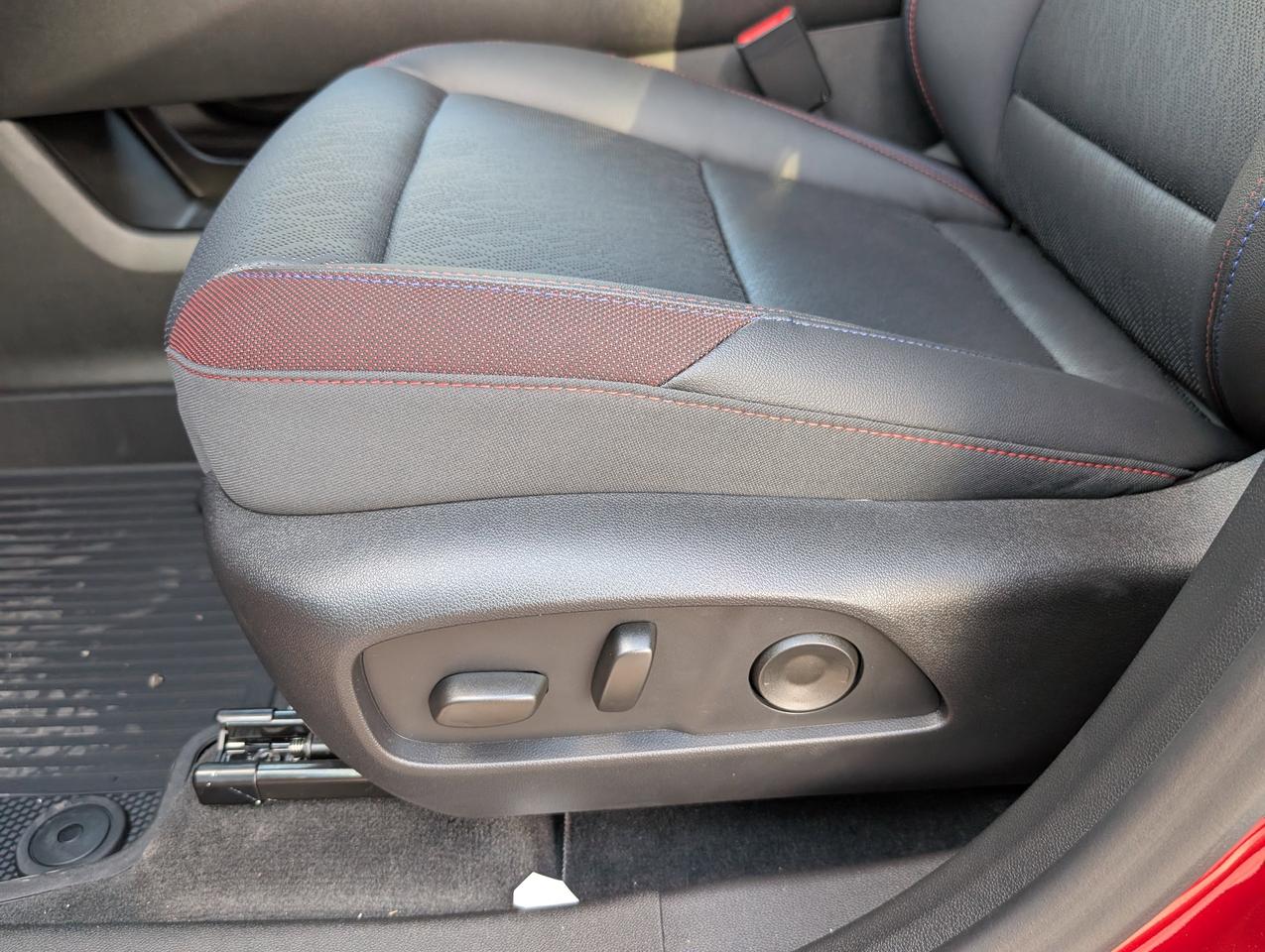 2026 Chevrolet Equinox AWD RS Photo