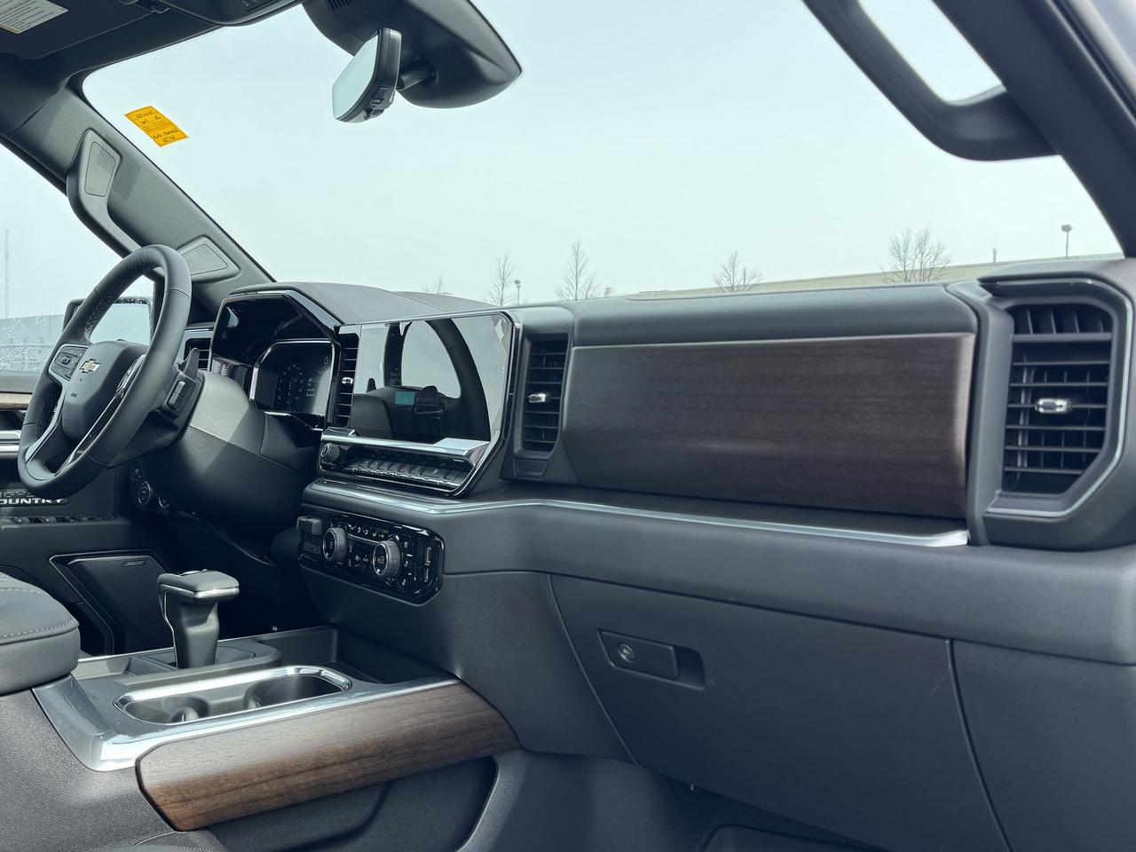 2026 Chevrolet Silverado 1500 High Country Photo