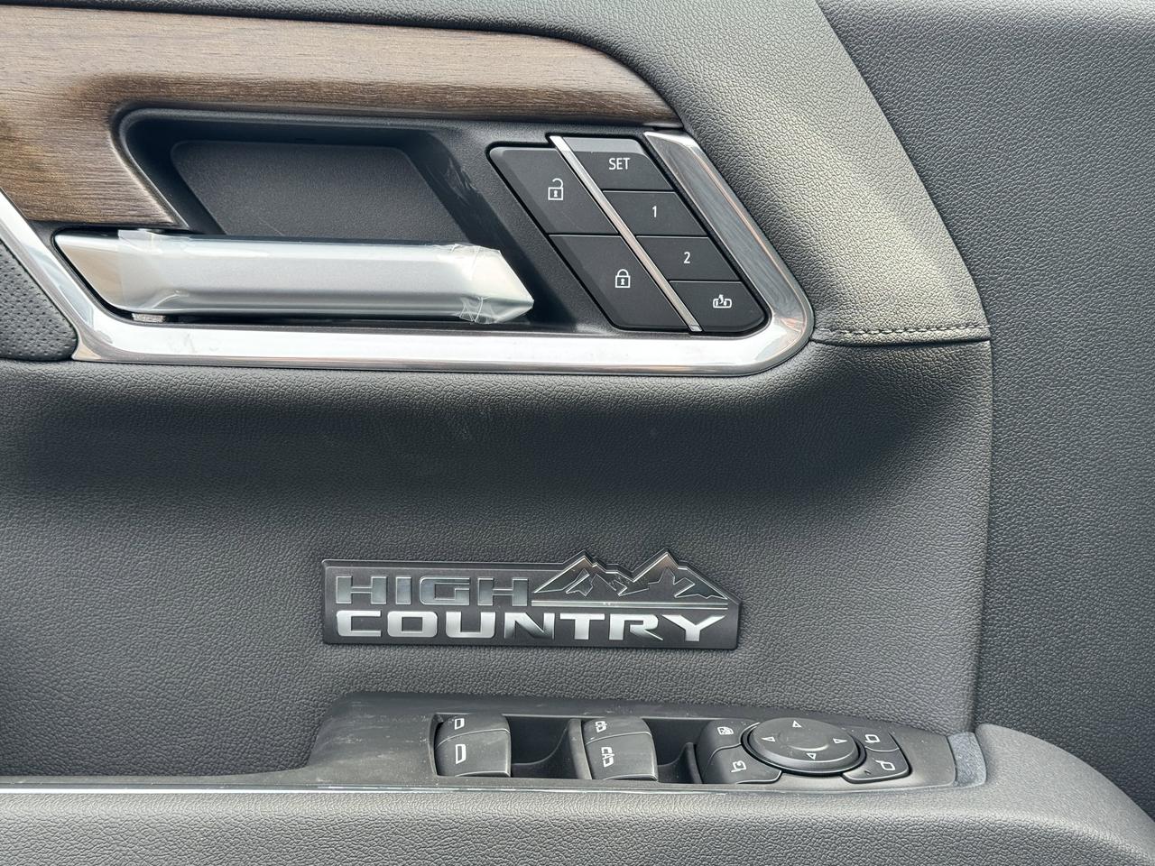 2026 Chevrolet Silverado 1500 High Country Photo