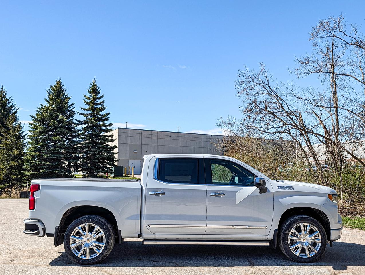 2026 Chevrolet Silverado 1500 High Country Photo