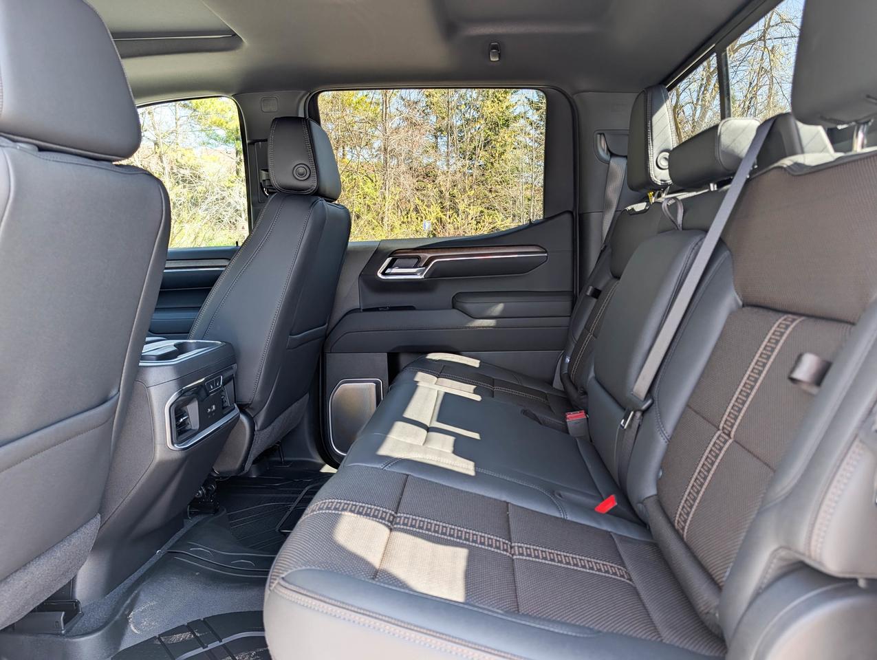 2026 Chevrolet Silverado 1500 High Country Photo