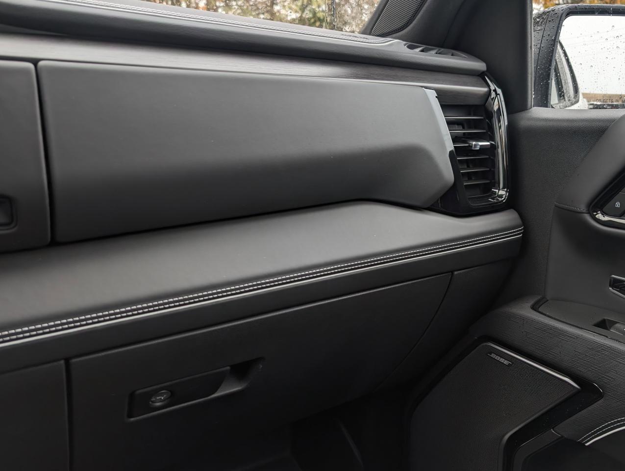 2026 GMC Sierra 1500 AT4X Photo