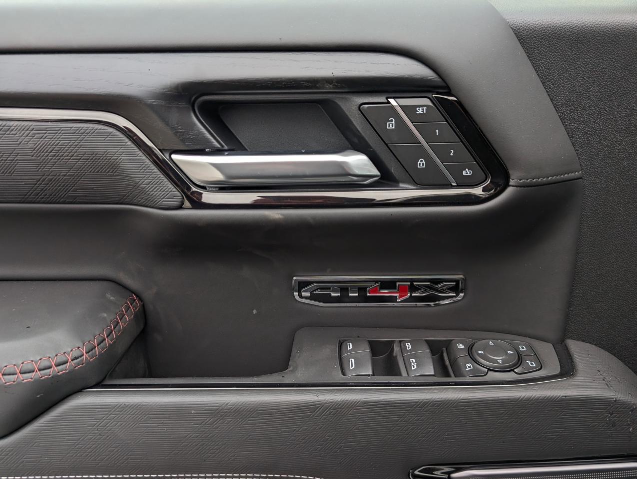 2026 GMC Sierra 1500 AT4X Photo