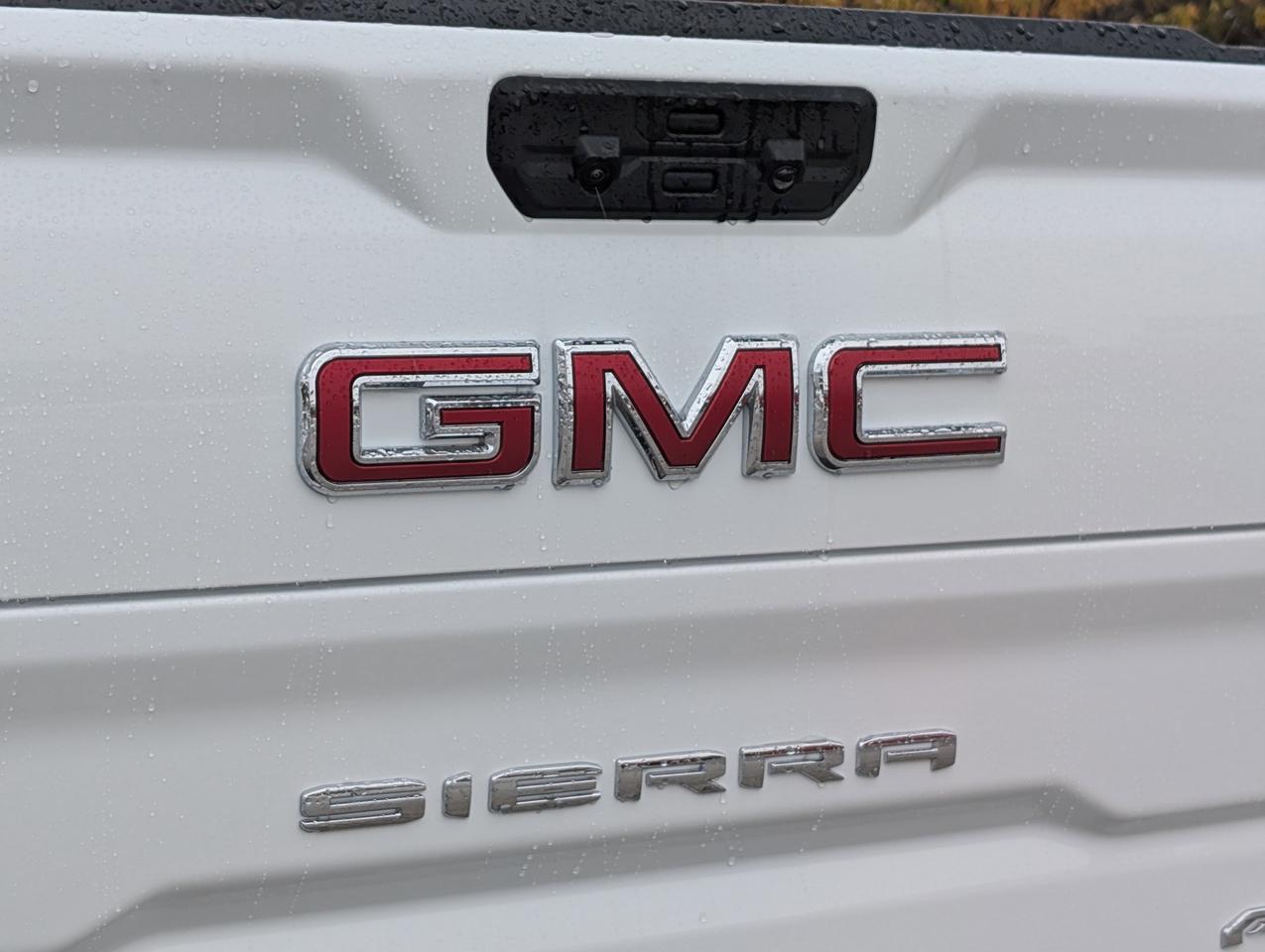 2026 GMC Sierra 1500 AT4X Photo