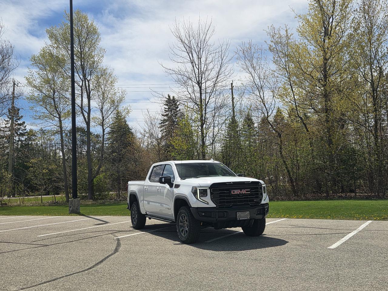 2026 GMC Sierra 1500 AT4X Photo2