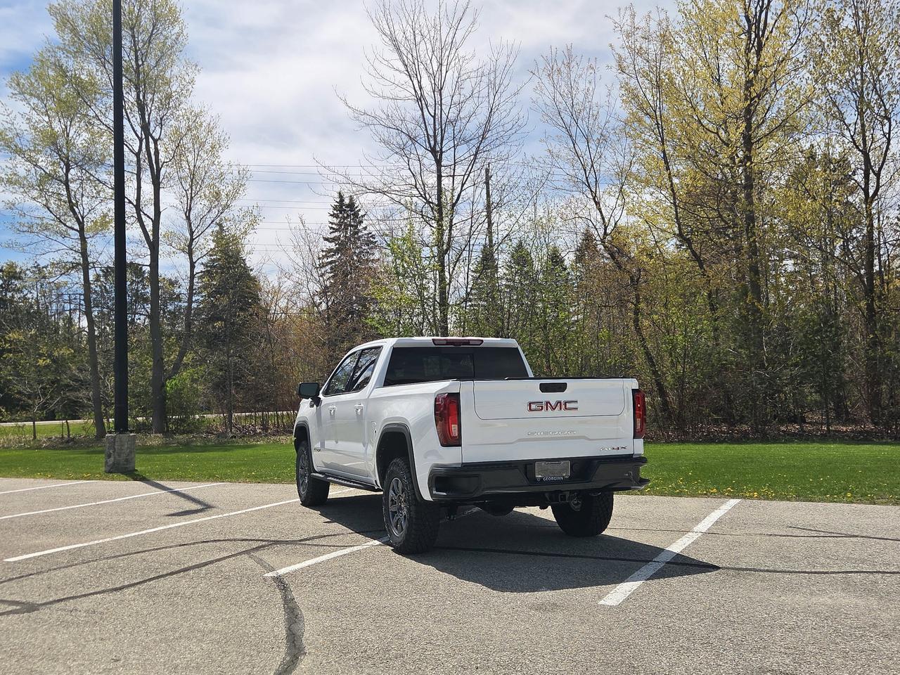2026 GMC Sierra 1500 AT4X Photo