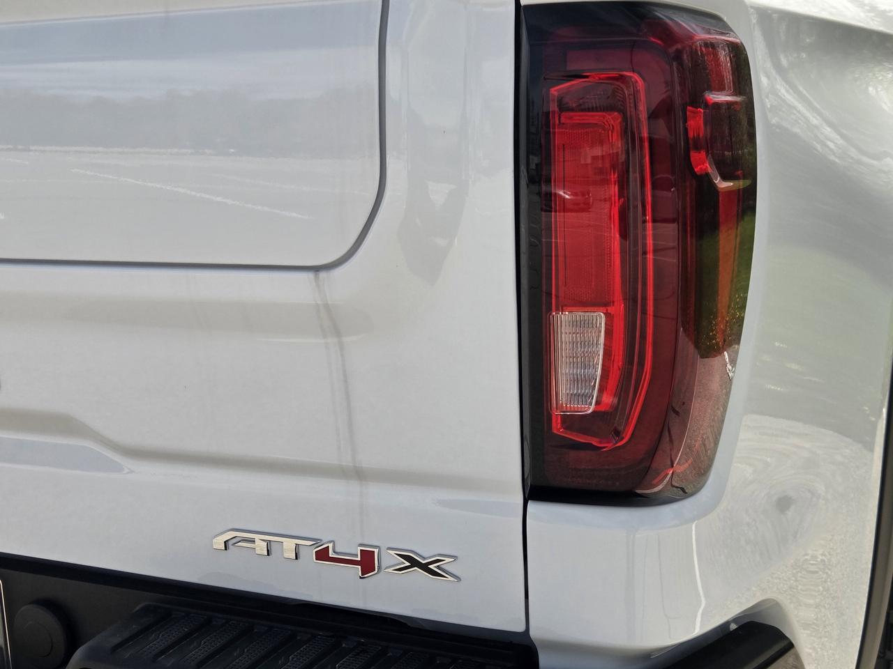 2026 GMC Sierra 1500 AT4X Photo