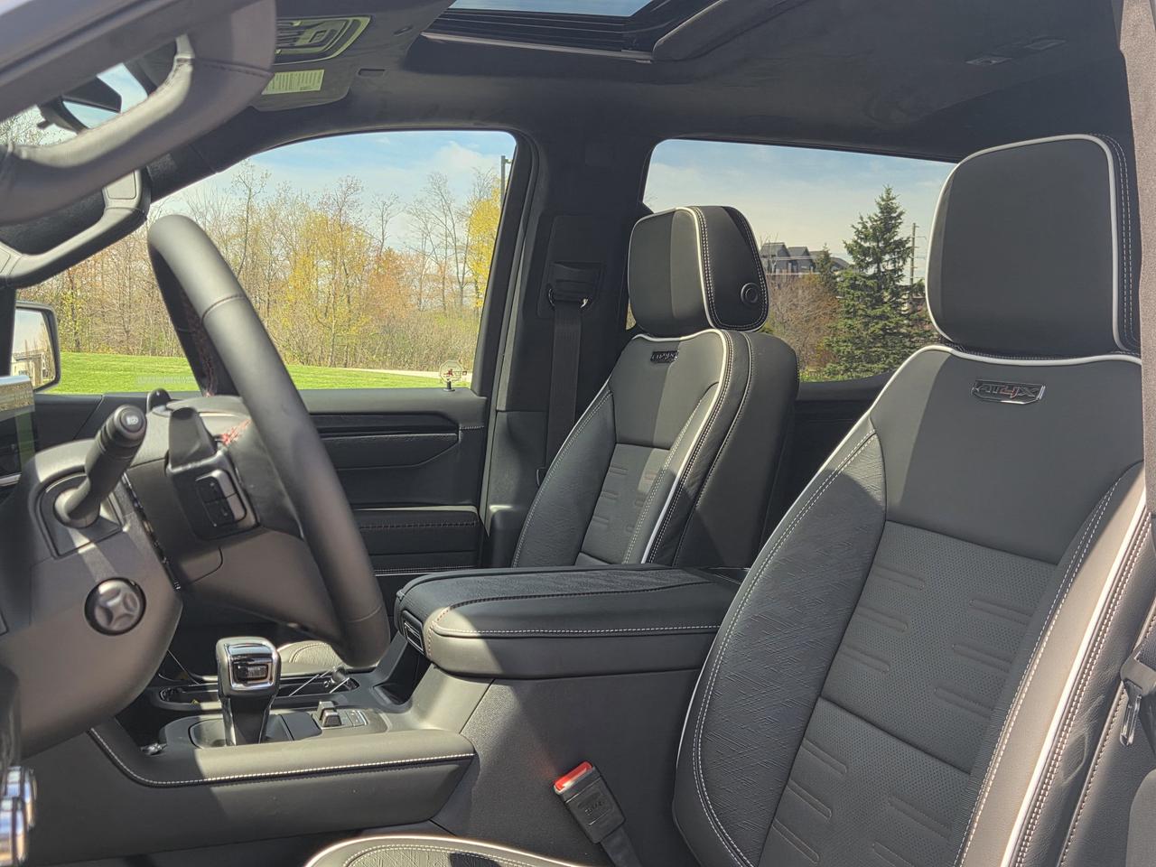 2026 GMC Sierra 1500 AT4X Photo