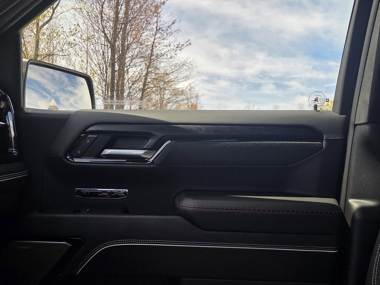 2026 GMC Sierra 1500 AT4X Photo