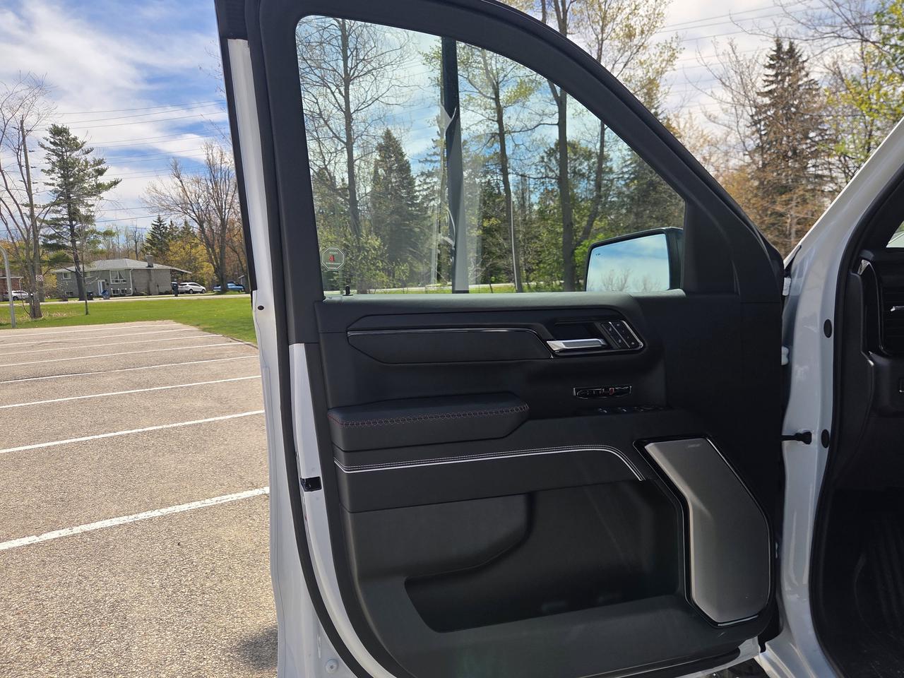 2026 GMC Sierra 1500 AT4X Photo