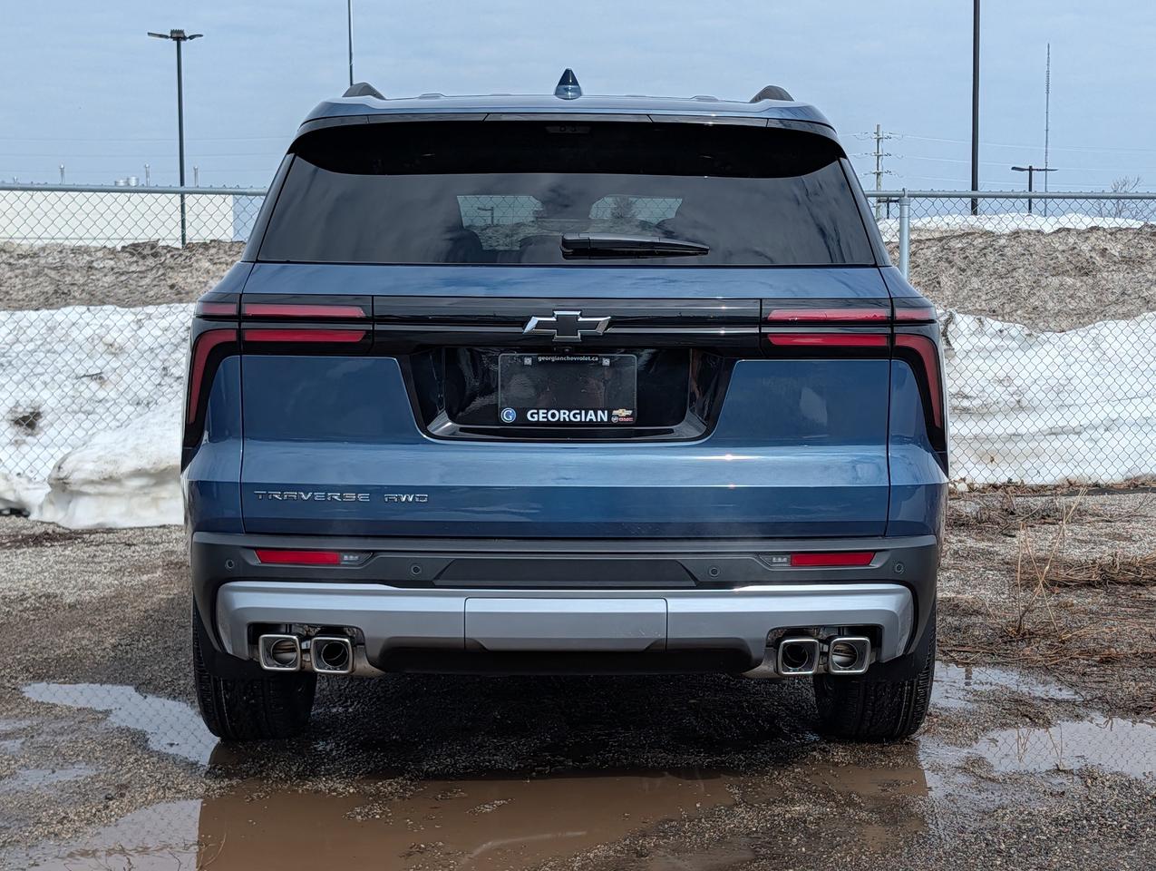 2026 Chevrolet Traverse LT Photo