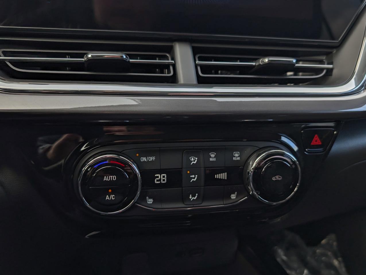 2026 Chevrolet Trax ACTIV Photo