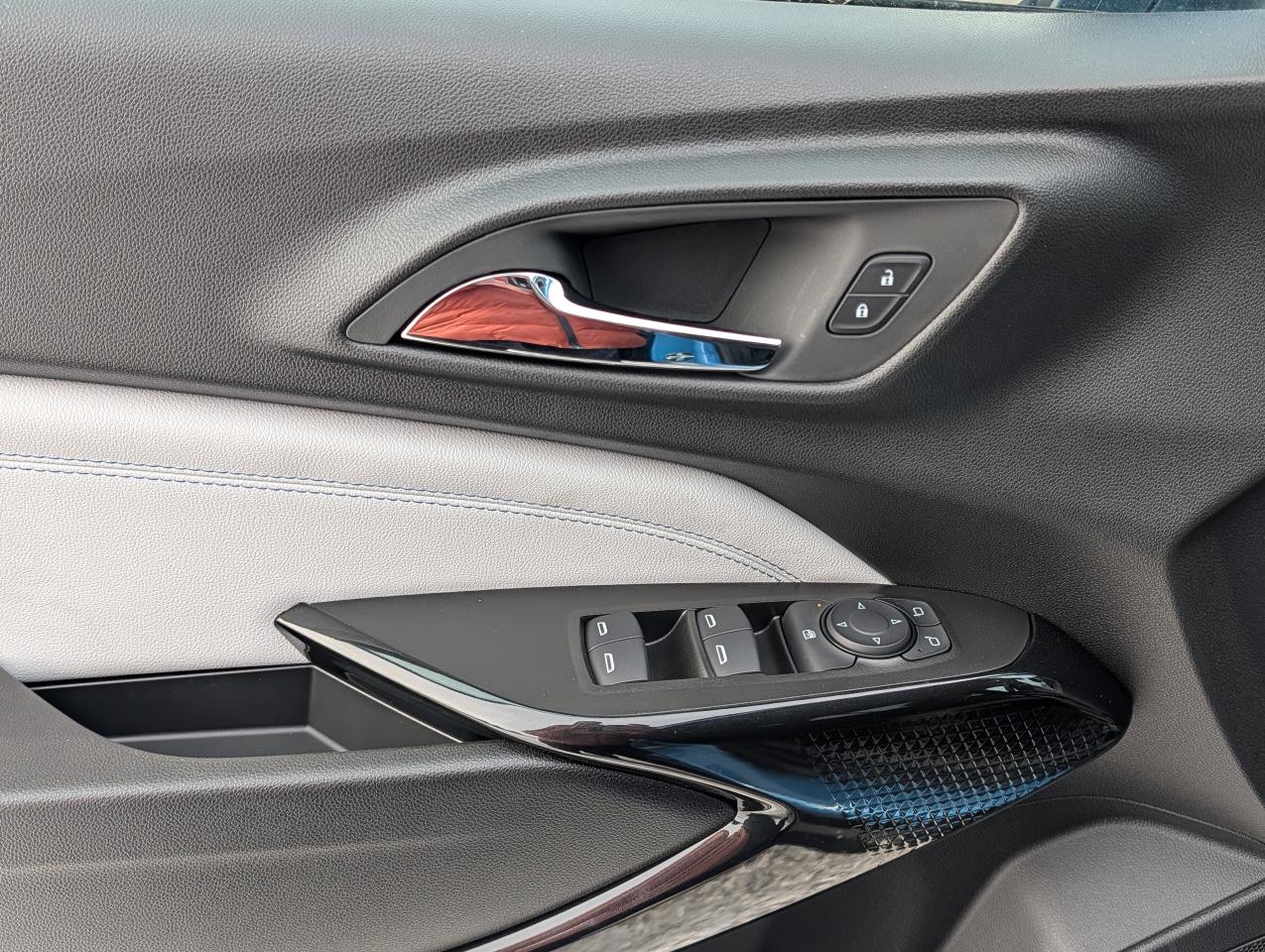 2026 Chevrolet Trax LT Photo