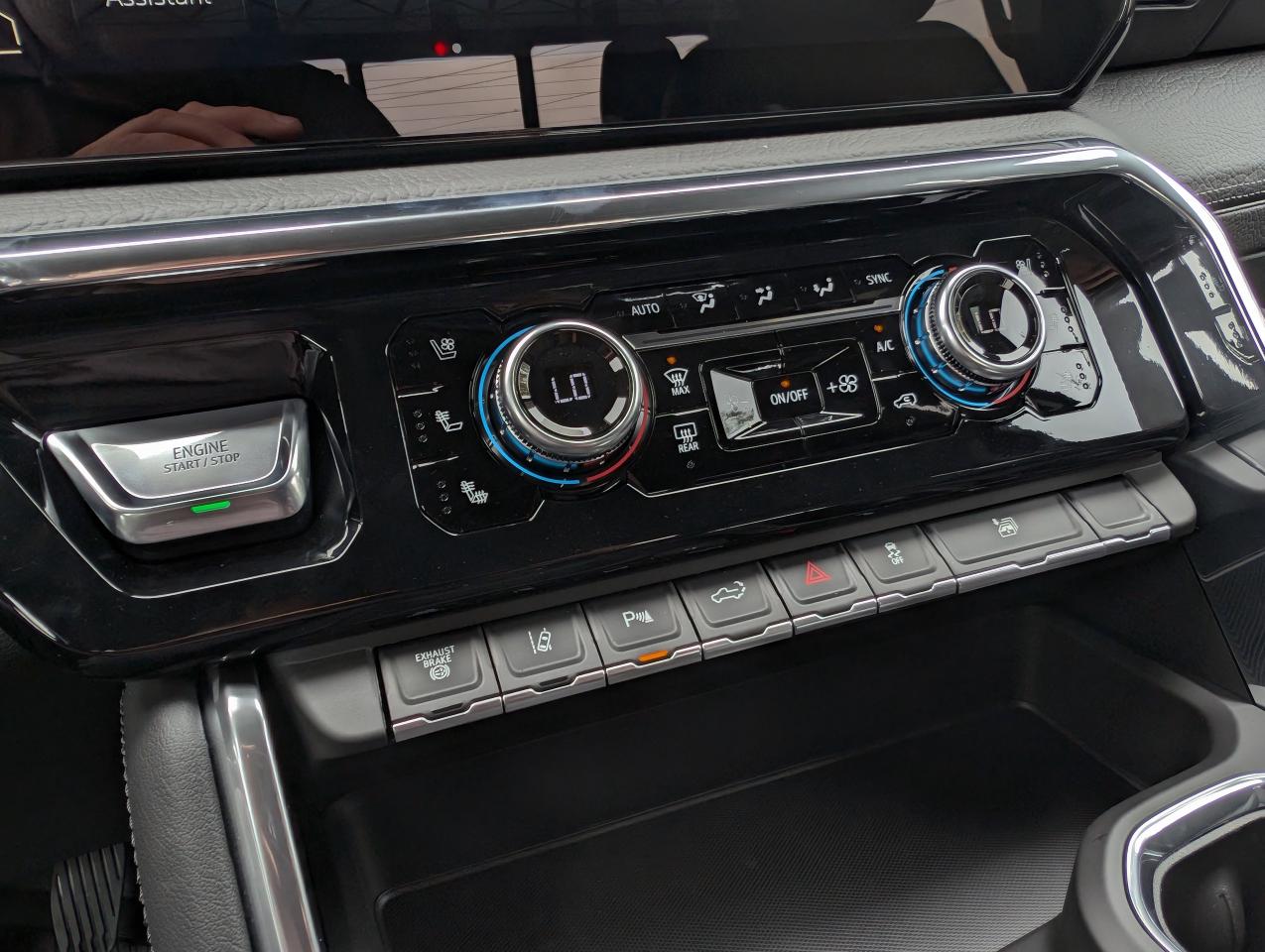 2026 GMC Sierra 3500HD Denali Photo