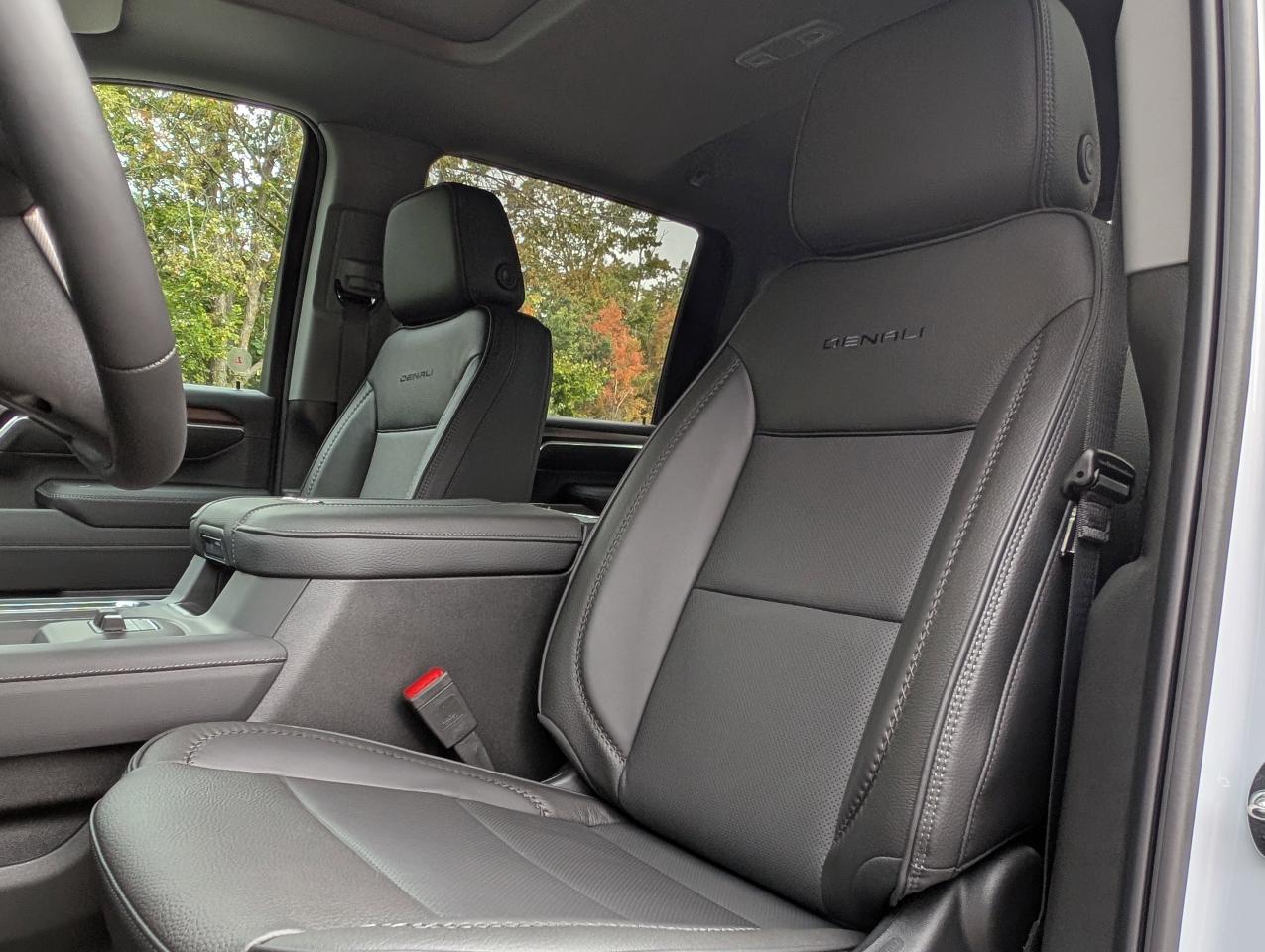 2026 GMC Sierra 3500HD Denali Photo