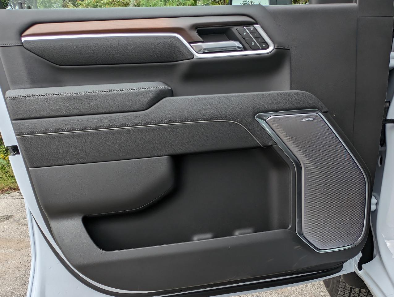 2026 GMC Sierra 3500HD Denali Photo