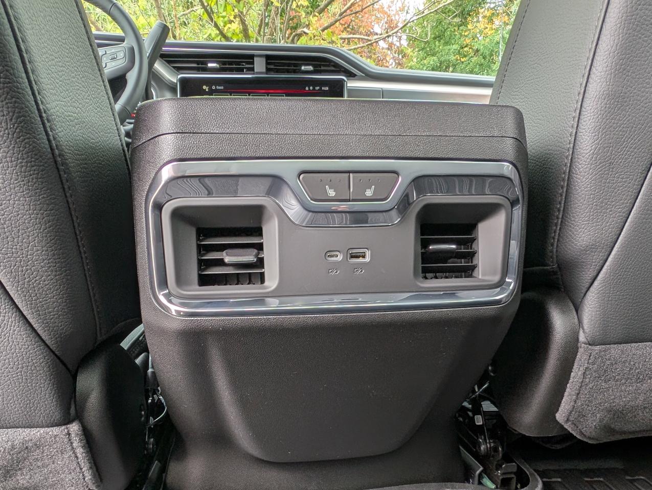 2026 GMC Sierra 3500HD Denali Photo