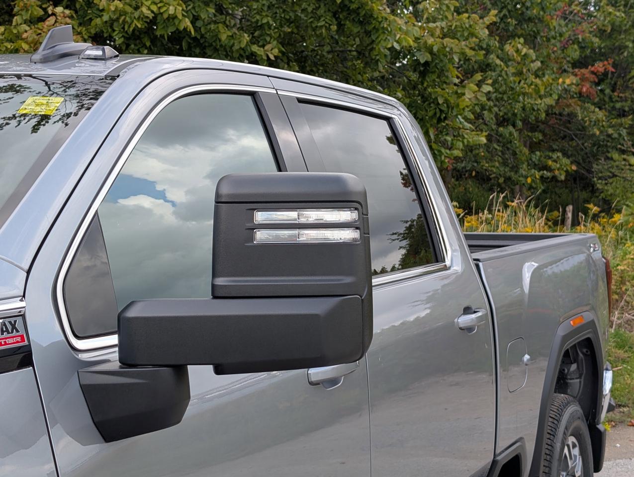 2026 GMC Sierra 3500HD SLE Photo