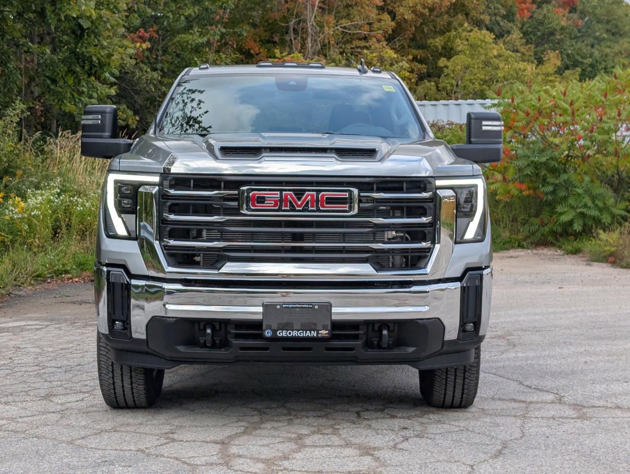 2026 GMC Sierra 3500HD SLE Photo