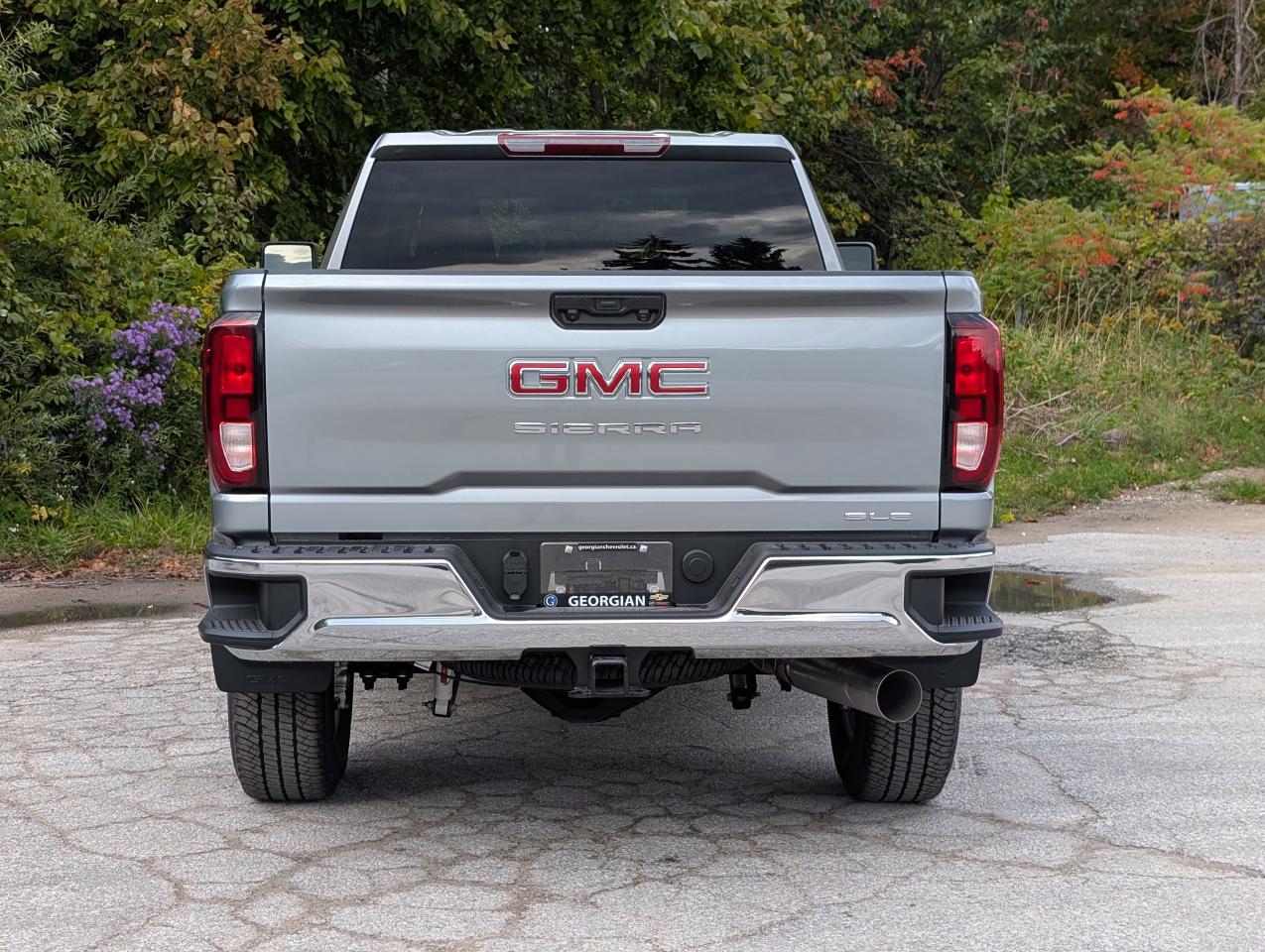 2026 GMC Sierra 3500HD SLE Photo