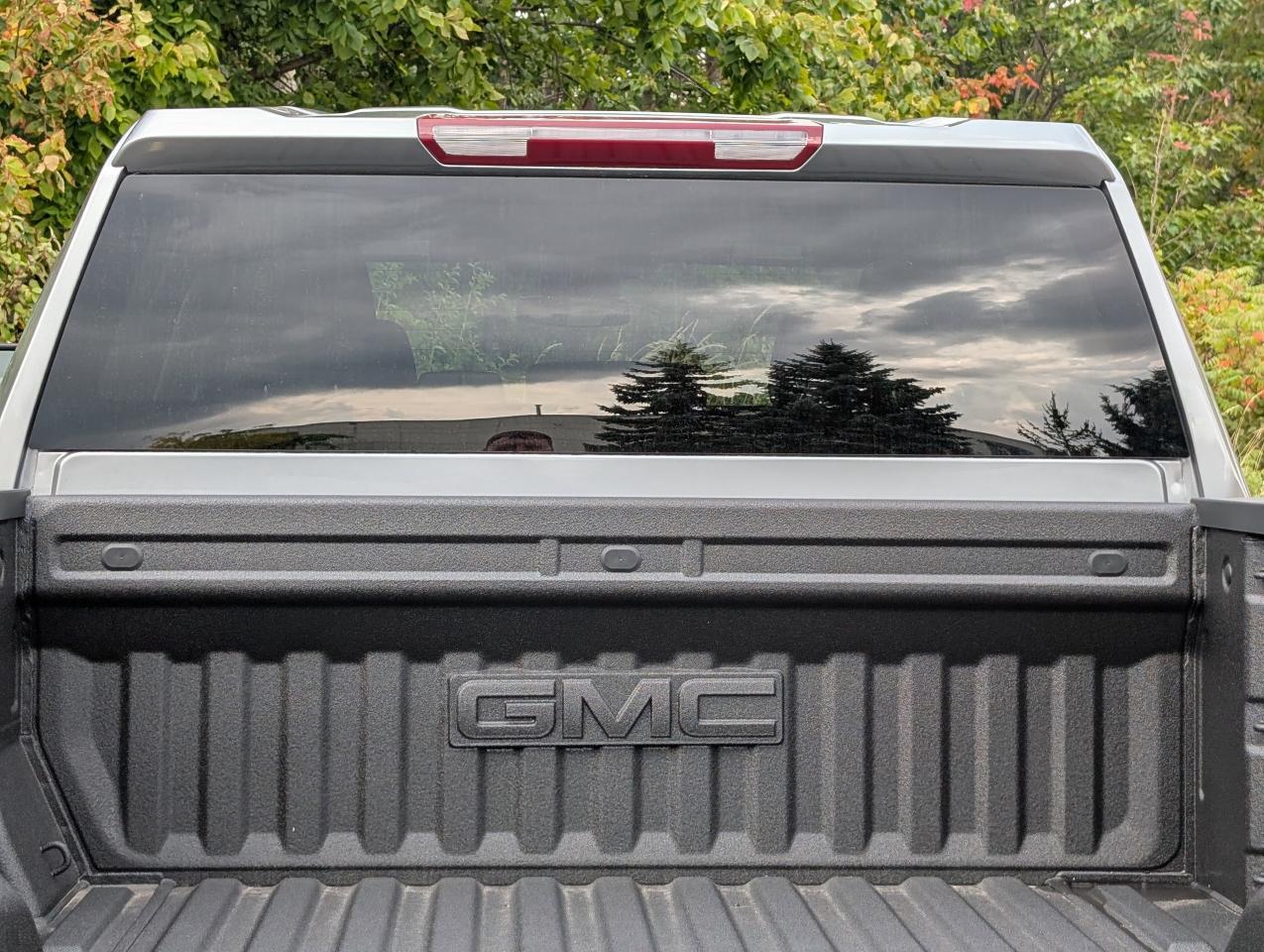 2026 GMC Sierra 3500HD SLE Photo