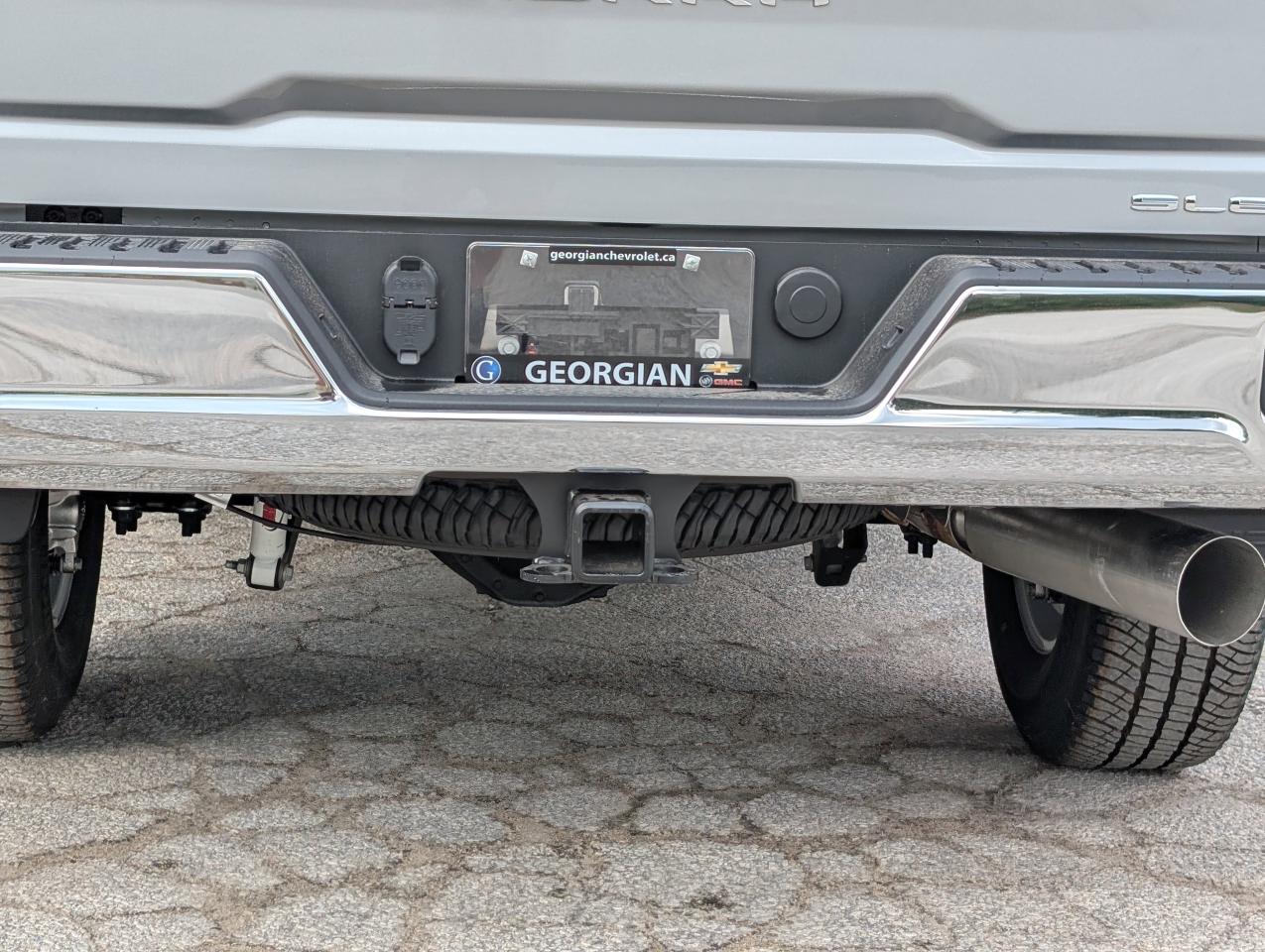 2026 GMC Sierra 3500HD SLE Photo