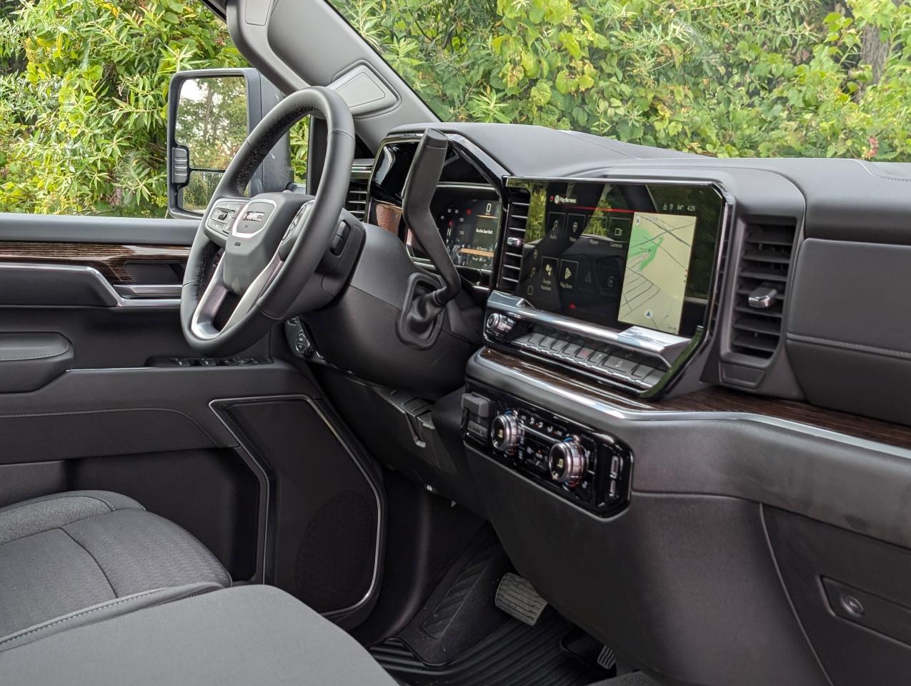 2026 GMC Sierra 3500HD SLE Photo