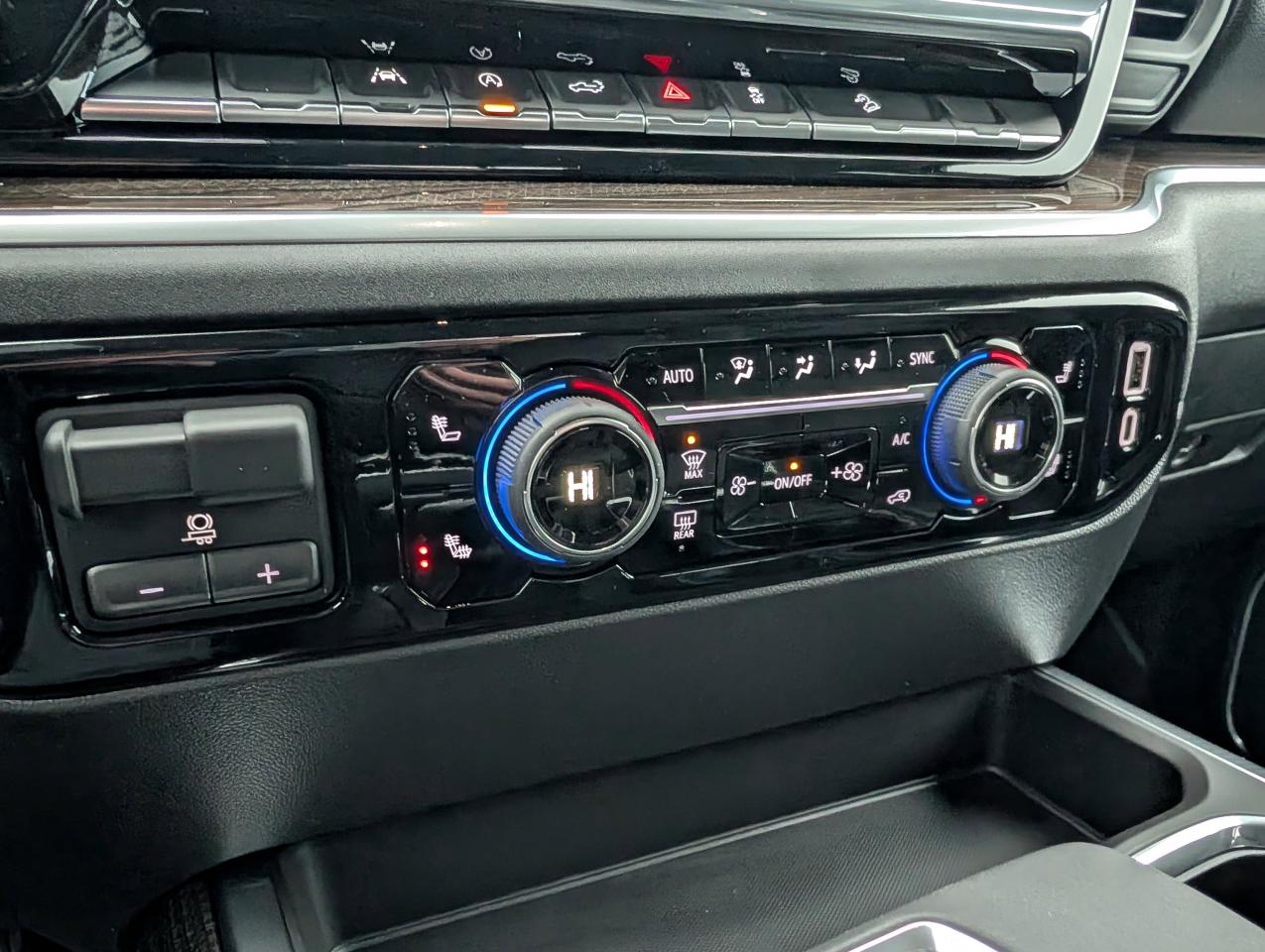 2026 Chevrolet Silverado 1500 RST Photo