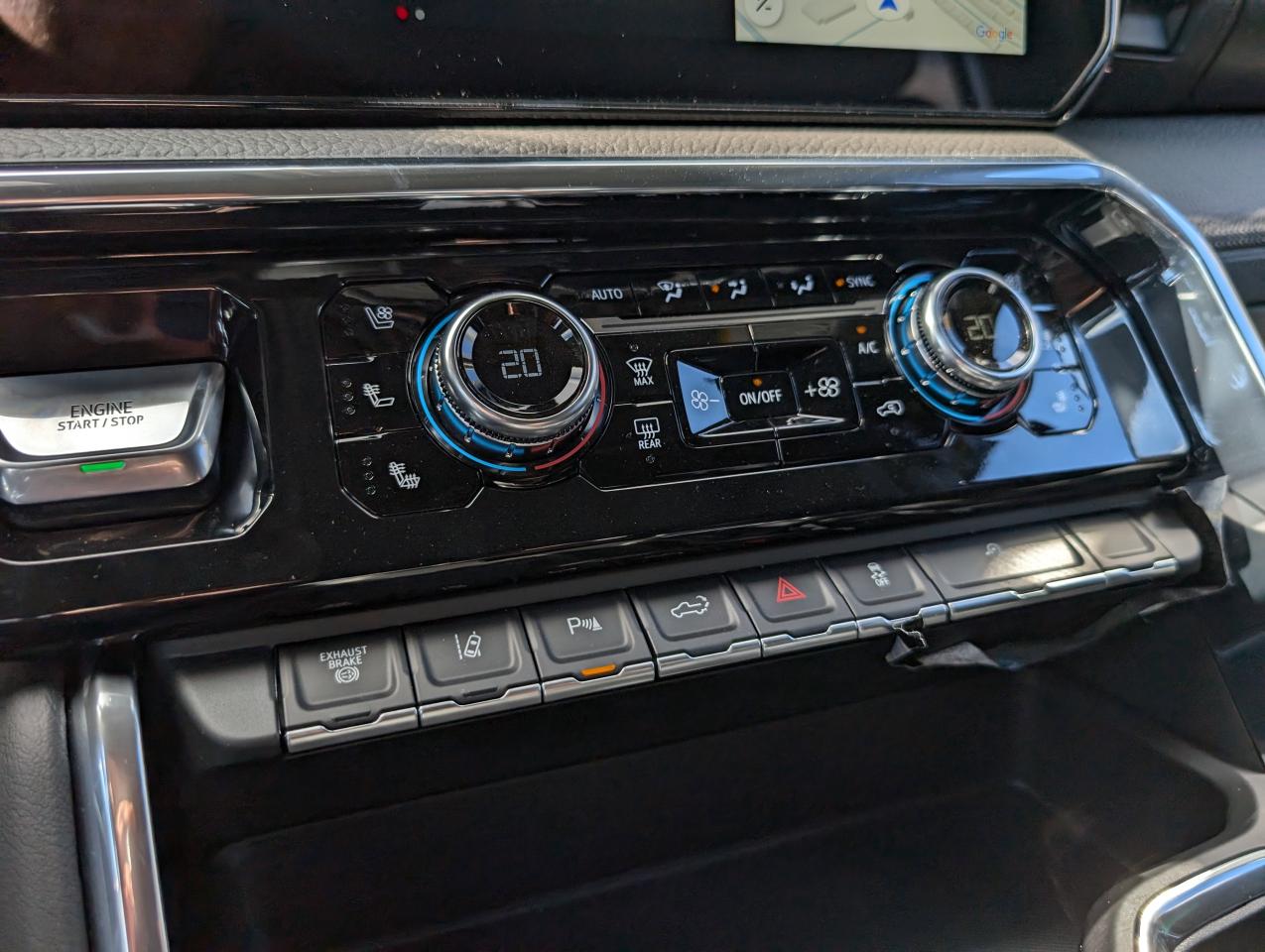 2026 GMC SIERRA 2500HD DENALI Photo