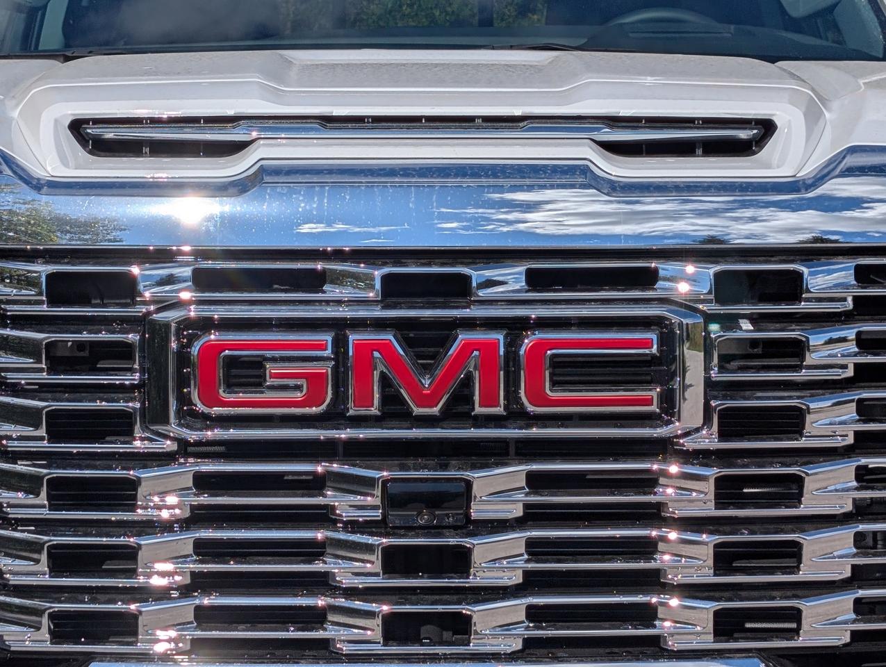 2026 GMC SIERRA 2500HD DENALI Photo