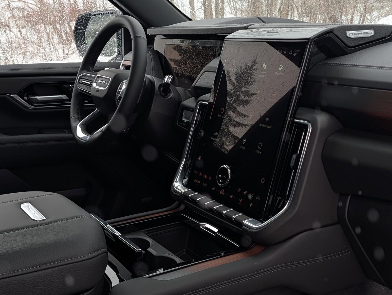 2026 GMC Yukon Denali Photo