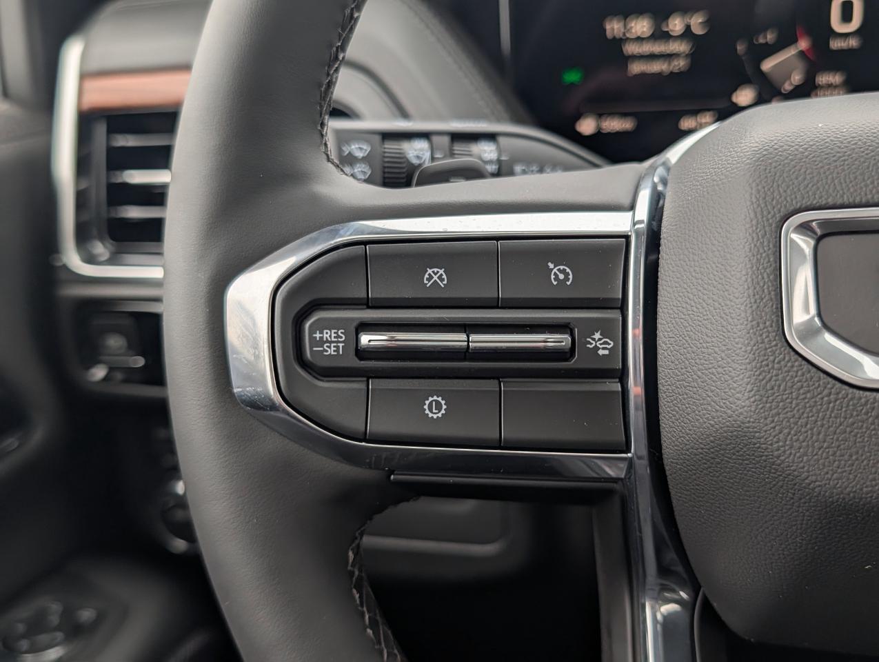 2026 GMC Yukon Denali Photo