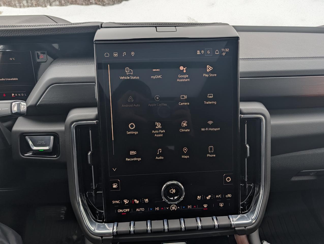 2026 GMC Yukon Denali Photo