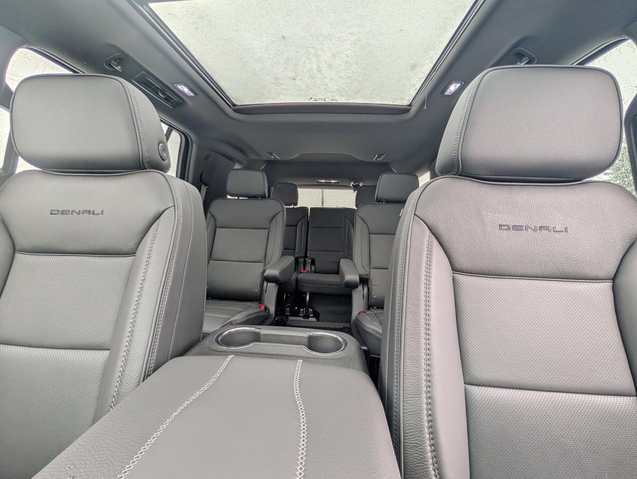 2026 GMC Yukon Denali Photo