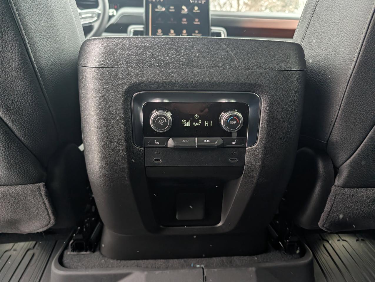 2026 GMC Yukon Denali Photo